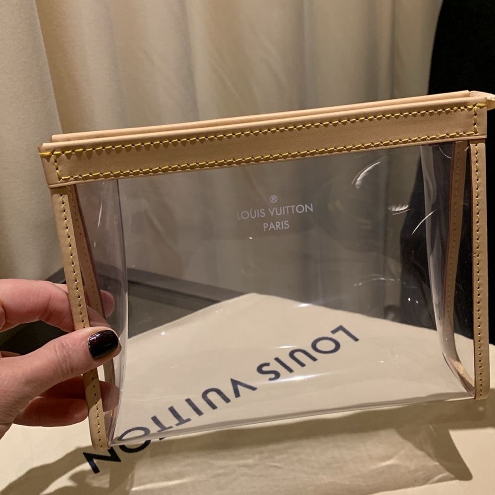Stunning Louis Vuitton clear authentic rare 3 cosmetic cases with LV logo… - Picture 15 of 17